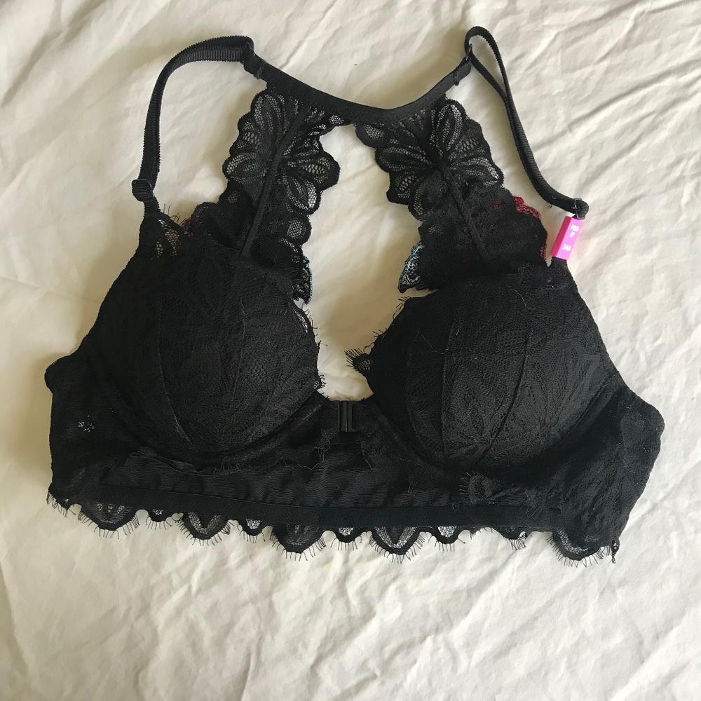 NWT Pink VS black lacey push bra with roses